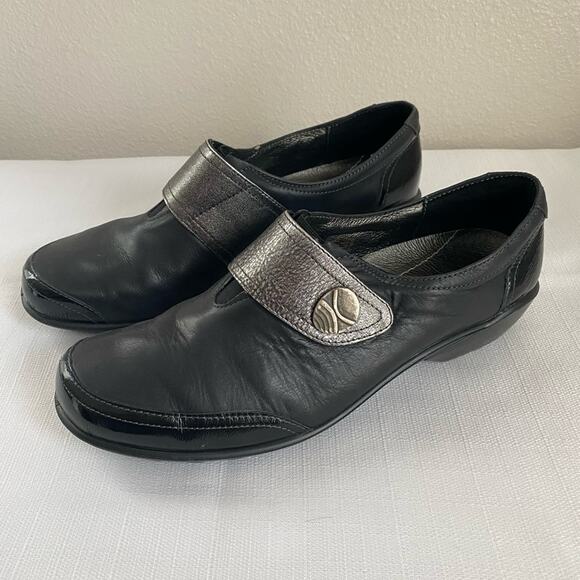 Romina Black leather comfort shoes 11.5 slip on with Velcro adjustable strap.‎ - Picture 1 of 10